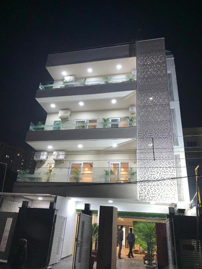 Mavens Inn Gurgaon Bagian luar foto