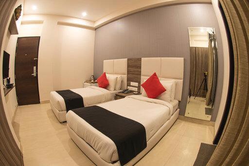 Mavens Inn Gurgaon Bagian luar foto