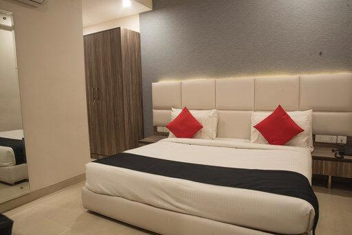 Mavens Inn Gurgaon Bagian luar foto