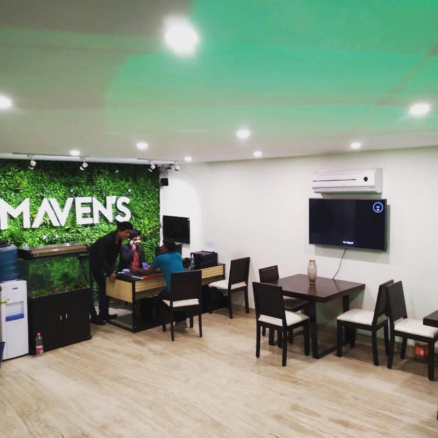 Mavens Inn Gurgaon Bagian luar foto